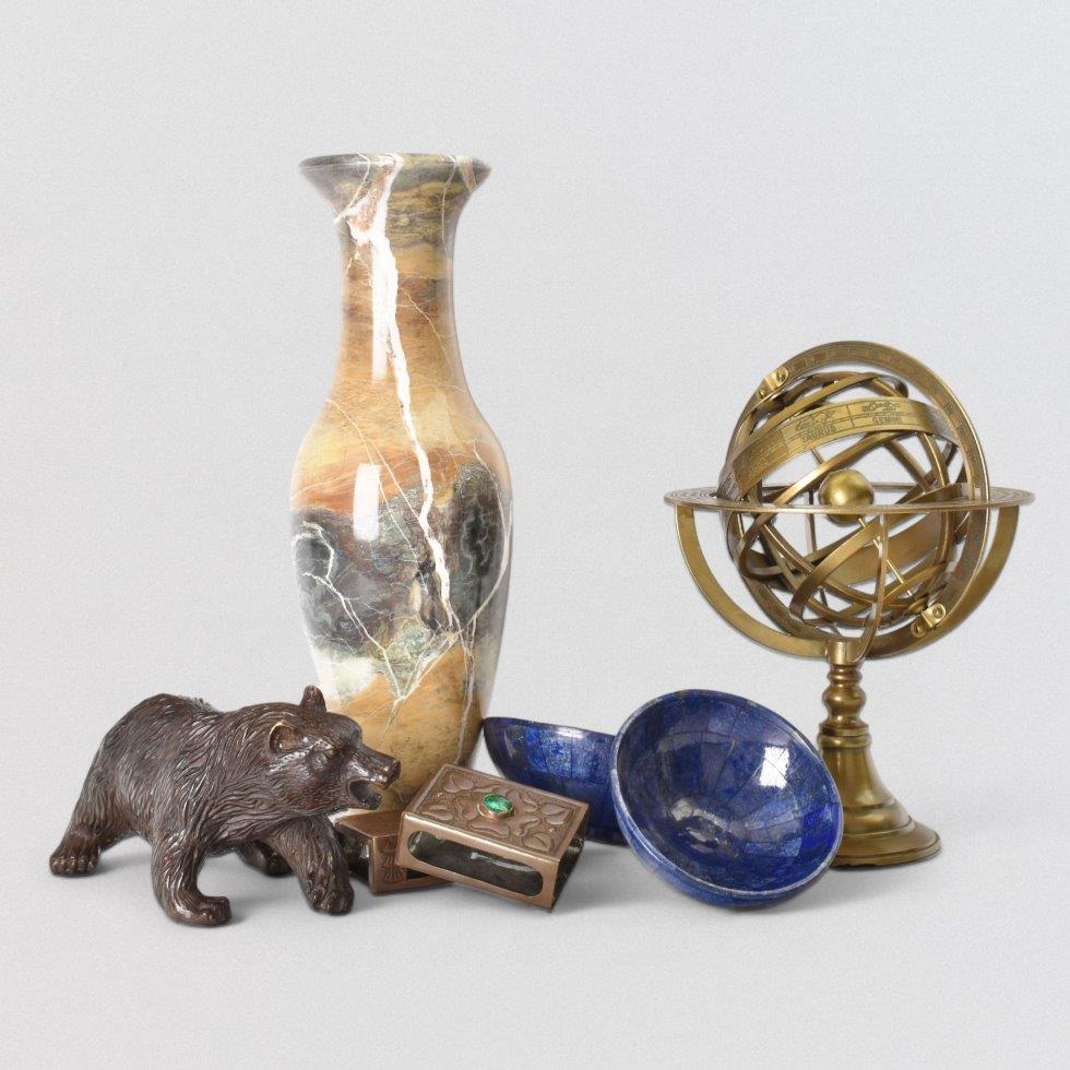 Antiques & Decorative Objects on 11/10/2024