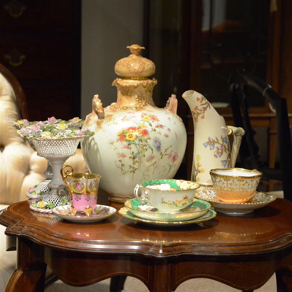 Affordable Antiques & Collectors