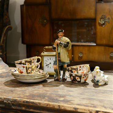 Affordable Antiques & Collectors