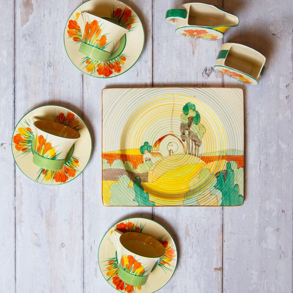 Antiques & Decorative Objects on 06/06/2025