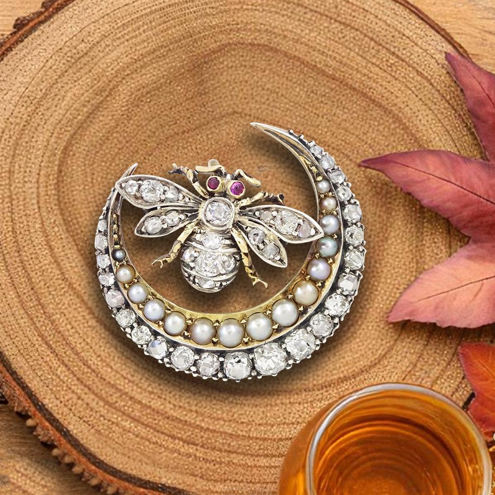 Jewellery & Watches on 30/10/2025