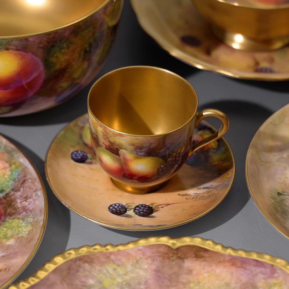 Antiques & Decorative Objects on 21/11/2025