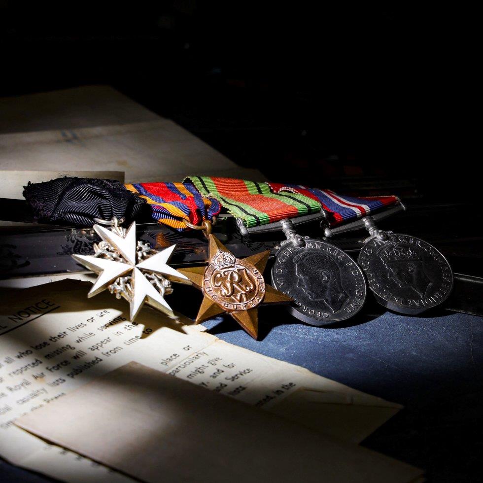 Militaria, Medals & Sporting Guns on 29/01/2026