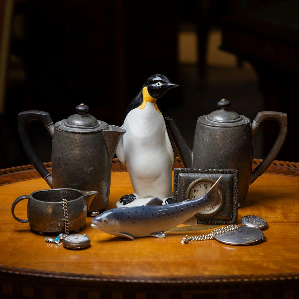 Affordable Antiques: Collectors, Pictures & Jewellery on 15/05/2026