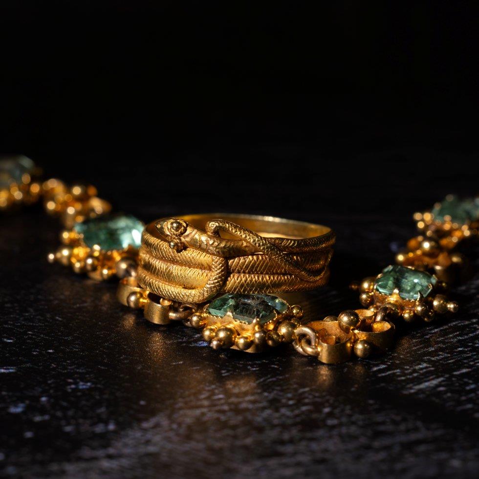 Jewellery on 11/06/2026