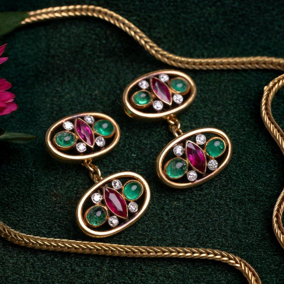 Jewellery on 24/09/2026