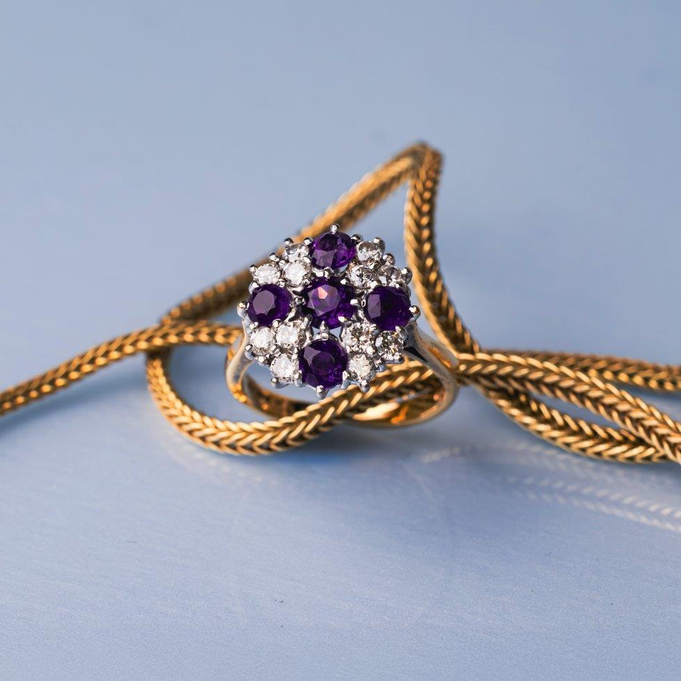 Jewellery on 15/10/2026