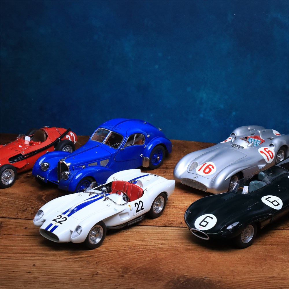 Toys & Models on 22/07/2027