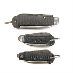 Two Military Jack Knives, comprising Watts Sheffield 1942 example and J Rodgers & Sons, bo...