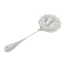 French silver aesthetic movement serving spoon, the scallop edged bowl engraved with a bird amongst flowers and foliage, stamped with Minerva's head standard and weevil export mark, L23cm