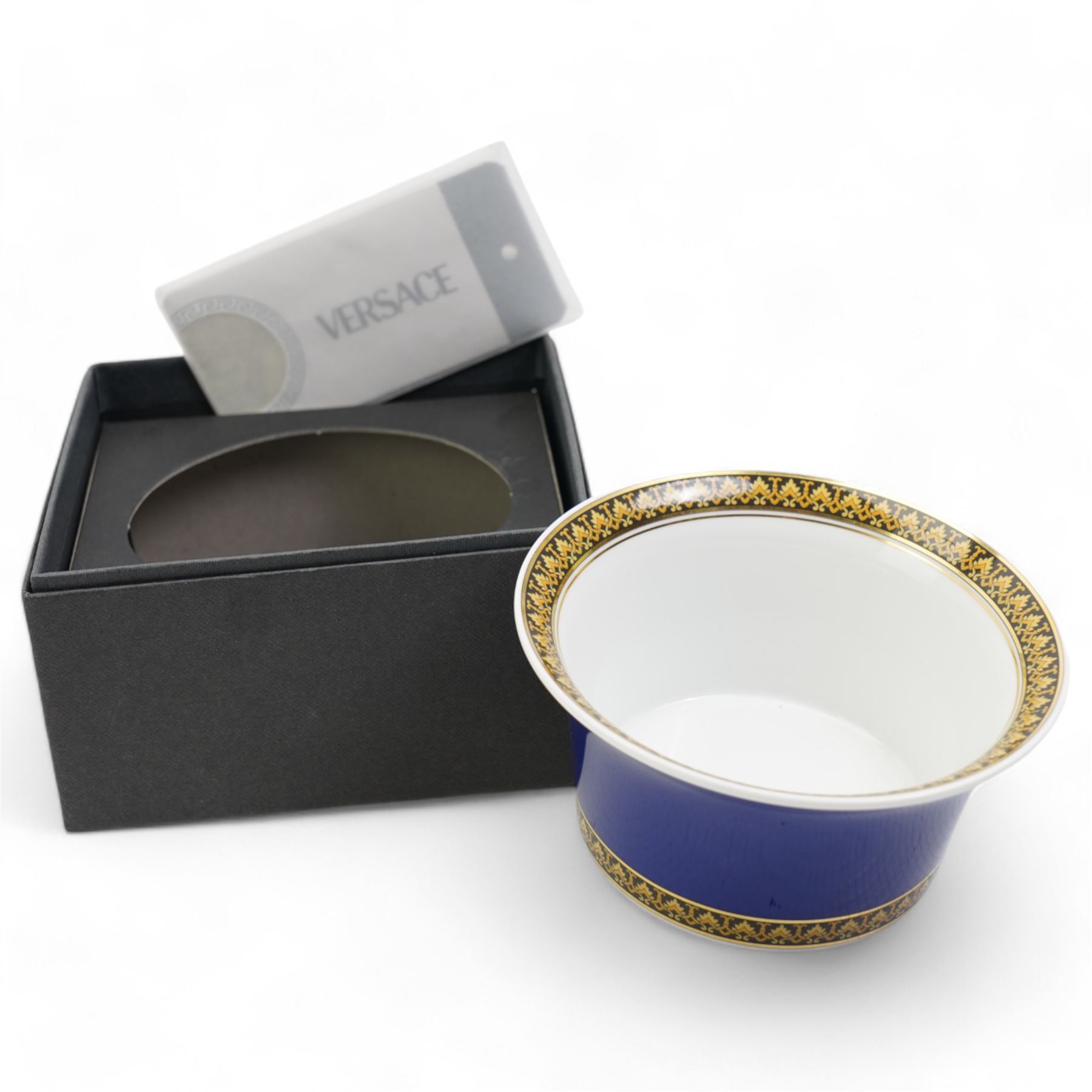 Rosenthal Versace 'Russian Dream' dinner plate side plate and and tea plate, together with a boxed Rosenthal Versace 'Medusa Blue' sugar bowl (4)