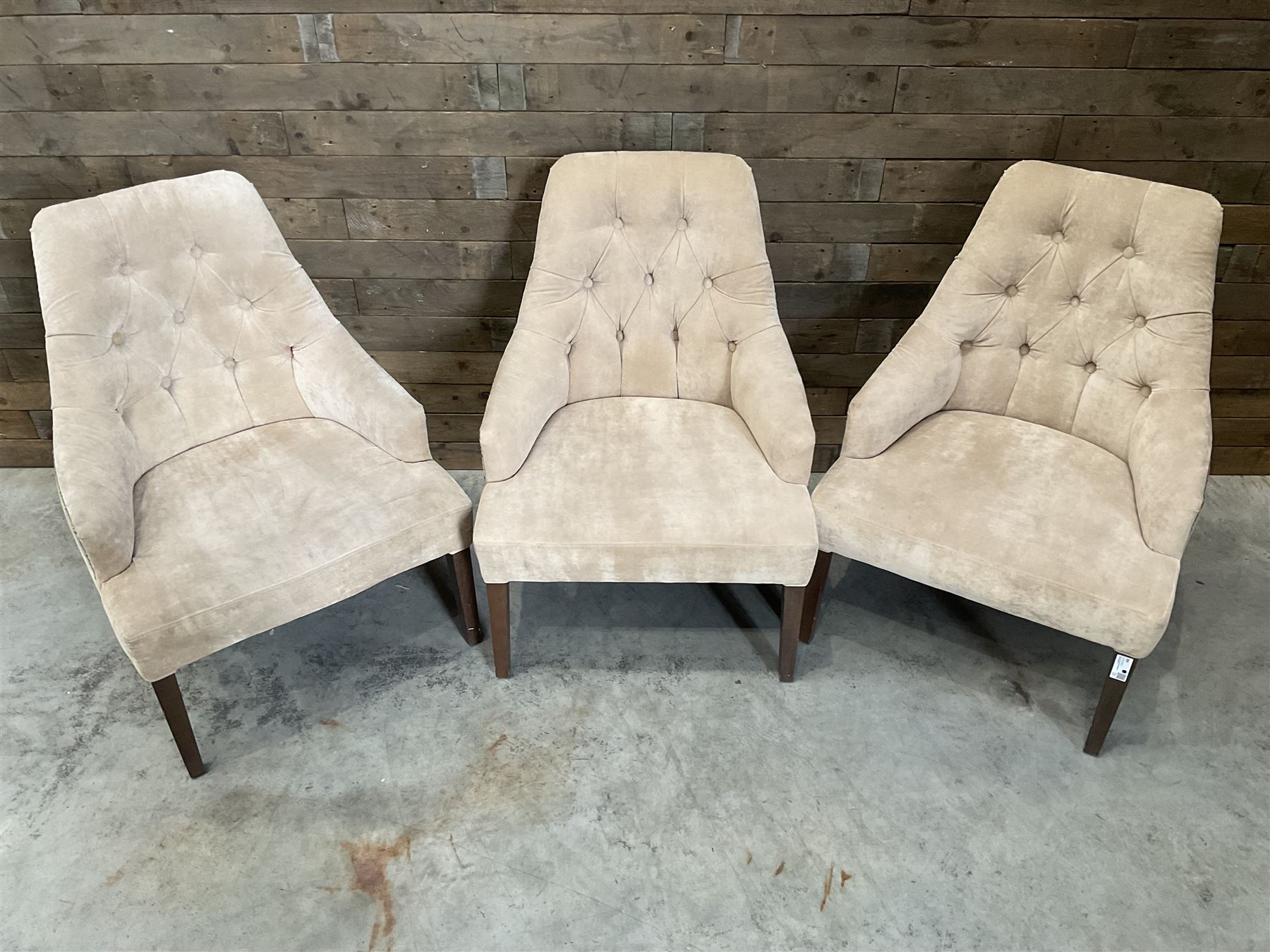 6 x armchair, upholstered in buttoned back beige fabric