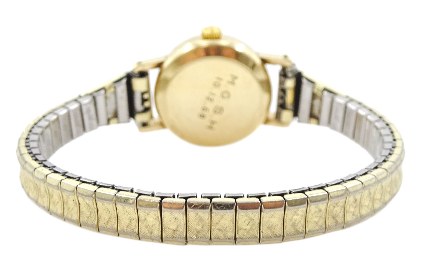 Omega ladies 9ct gold automatic presentation wristwatch, Cal. 681, silvered dial with baton hour markers and date aperture, London 1966, on expanding stainless steel bracelet