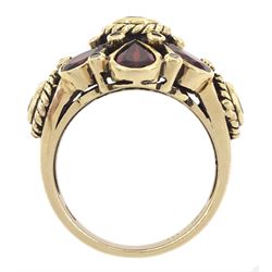 9ct gold garnet and diamond flower head cluster ring, Birmingham 2002 