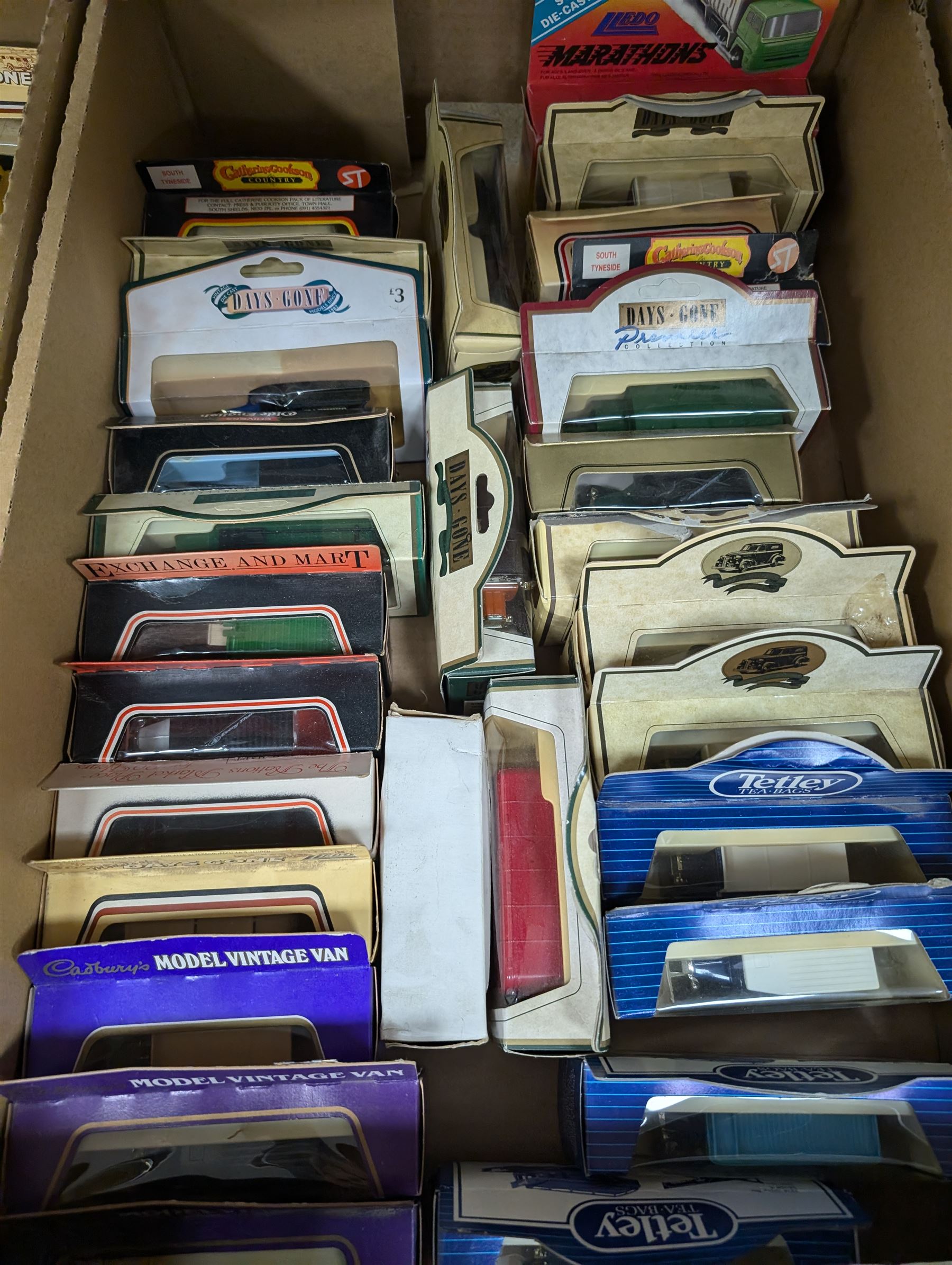 Collection of Lledo Days Gone and similar diecast vehicles, all boxed 