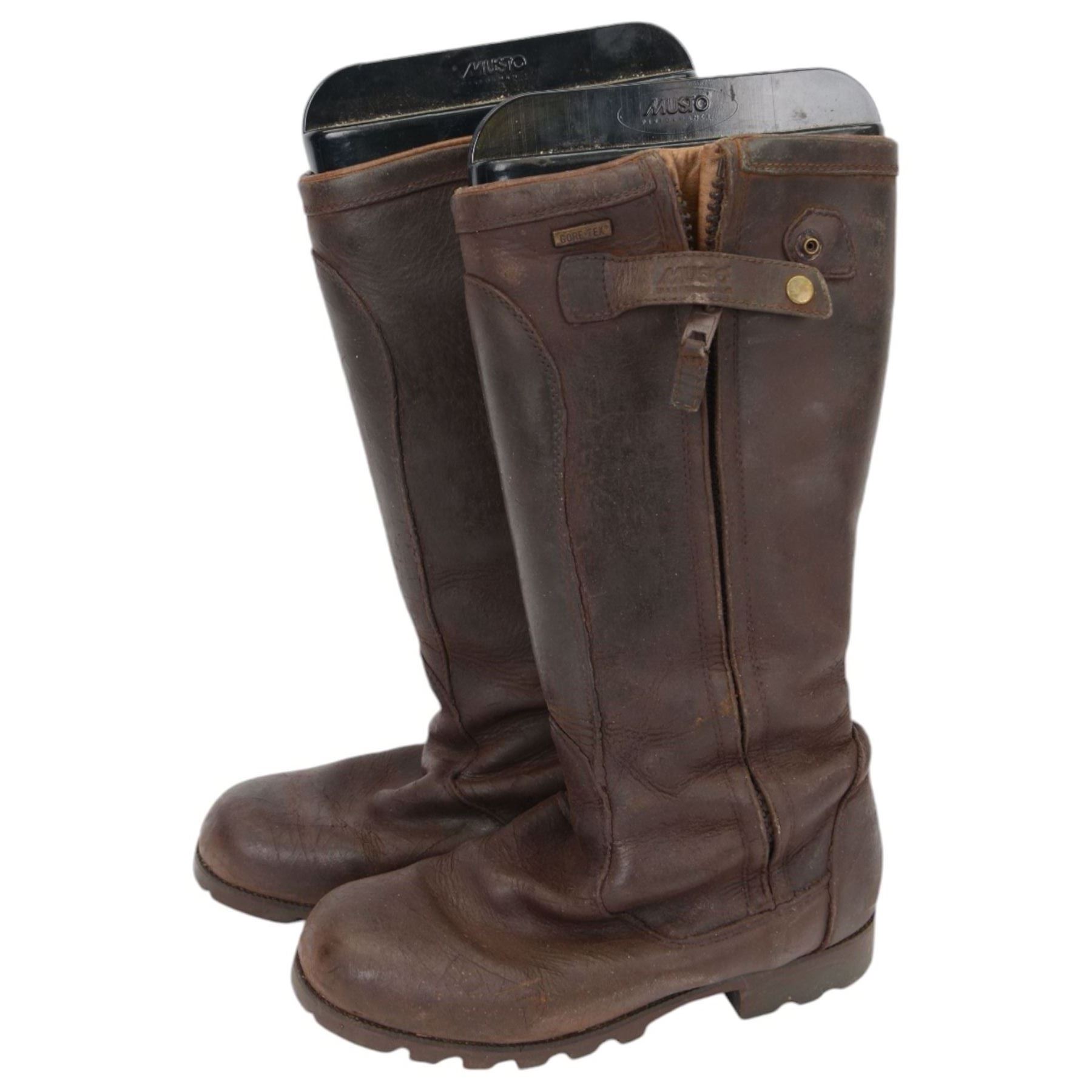 Musto leather shooting boots, size 9, together with size 8.5 leather shooting boots and six gun slips 