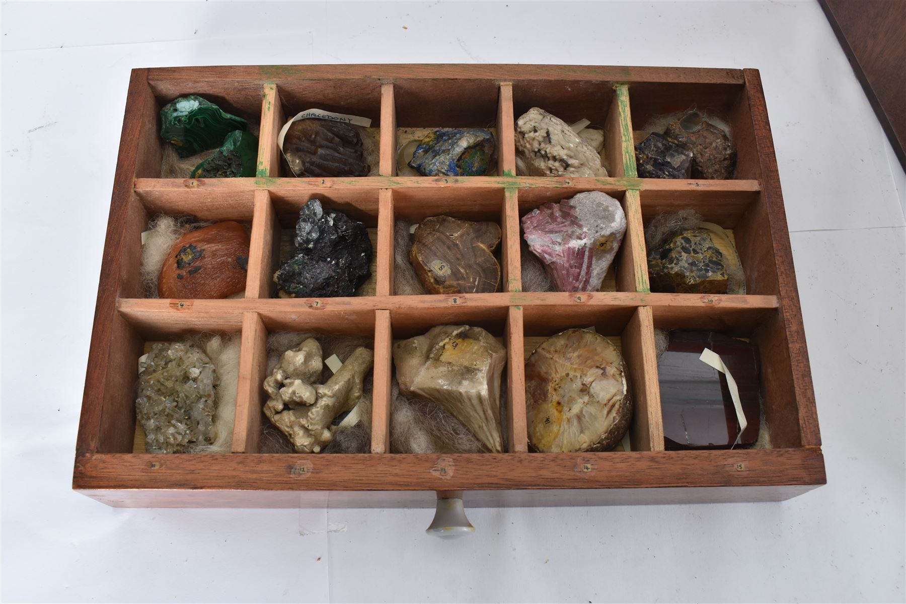 Specimen rock and mineral collector's chest, four draws containing an extensive collection of specimens, including malachite, azurite, kidney ore, whitby jet, blue john, dinarzarite etc, chest H29cm