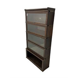 Globe Wernicke - early 20th century oak five-tier stacking library bookcase