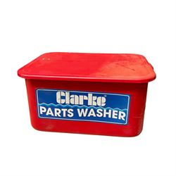 Clarke parts washer  - THIS LOT IS TO BE COLLECTED BY APPOINTMENT FROM DUGGLEBY STORAGE, GREAT HILL, EASTFIELD, SCARBOROUGH, YO11 3TX
