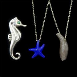 Tiffany & Co silver jewellery including jade Fish pendant by Frank Gehry, lapis lazuli Sta...