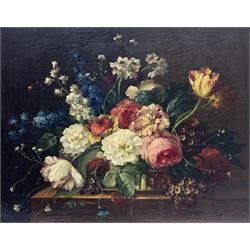 Dutch School (Early 20th century): Still Life of Flowers, oil on canvas unsigned 39cm x 49cm 