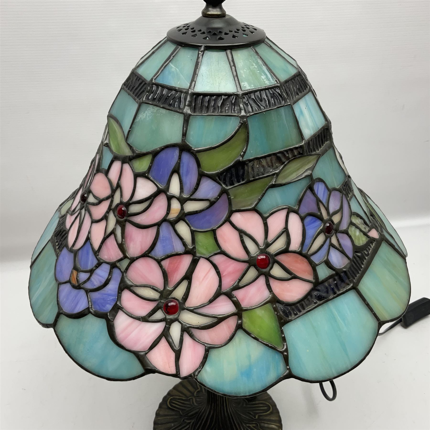 Tiffany style lamp, H52cm