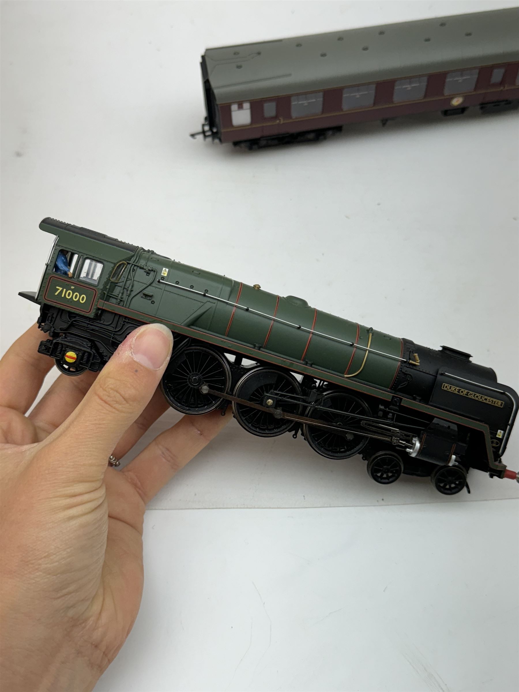 Hornby '00' gauge DCC ready Heritage Rail Express Train Pack R3192, comprising Class 8P 4-6-2 'Duke of Glouscester' locomotive no. 71000 in BR green, MkI Composite Coach no. EI6070, MkI Corridor Coach no. E25366 and MkI Brake Coach no. E35334, in original box