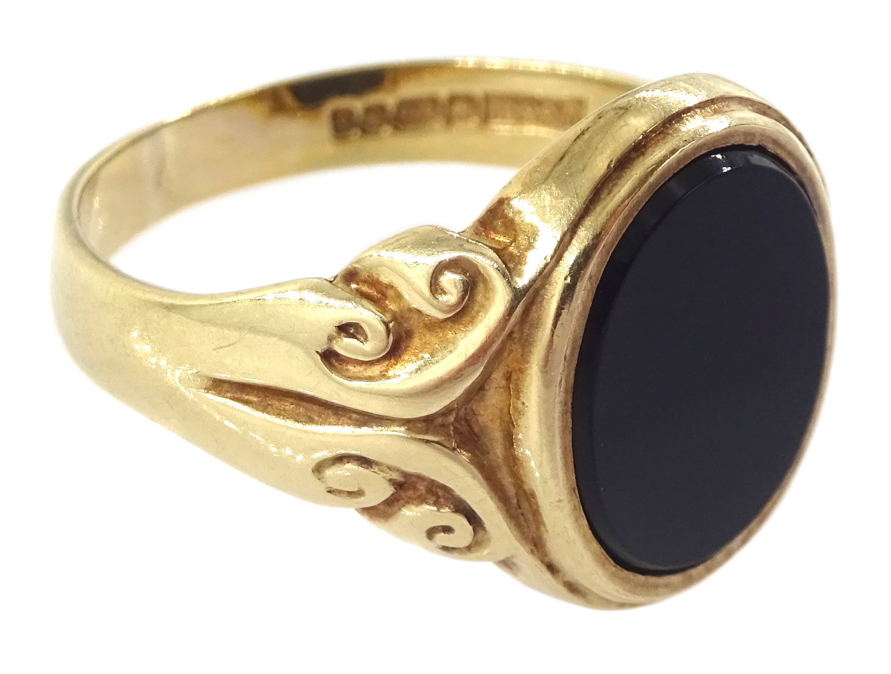 9ct gold single stone black onyx signet ring, hallmarked