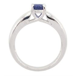 18ct white gold single stone oval cut sapphire ring, hallmarked, sapphire approx 0.90 carat