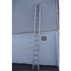  Extending aluminium ladders, H453cm  