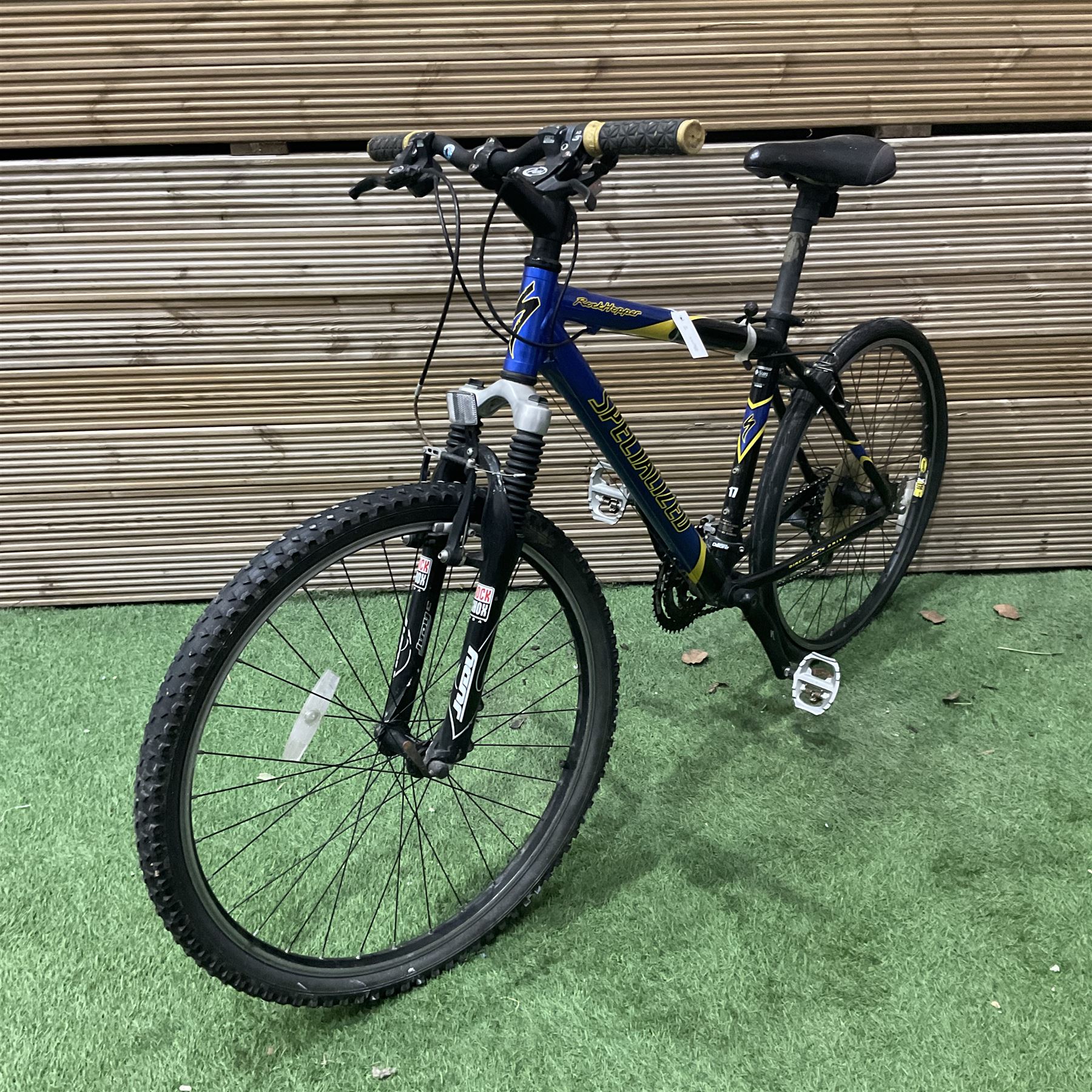 Specialized Rockhopper 27 speed Mountain Bike THIS LOT IS TO BE