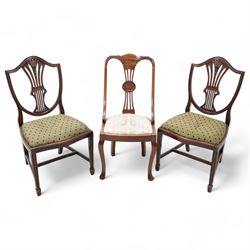 Pair of Hepplewhite design dining chairs; early 20th century mahogany side chair (3)