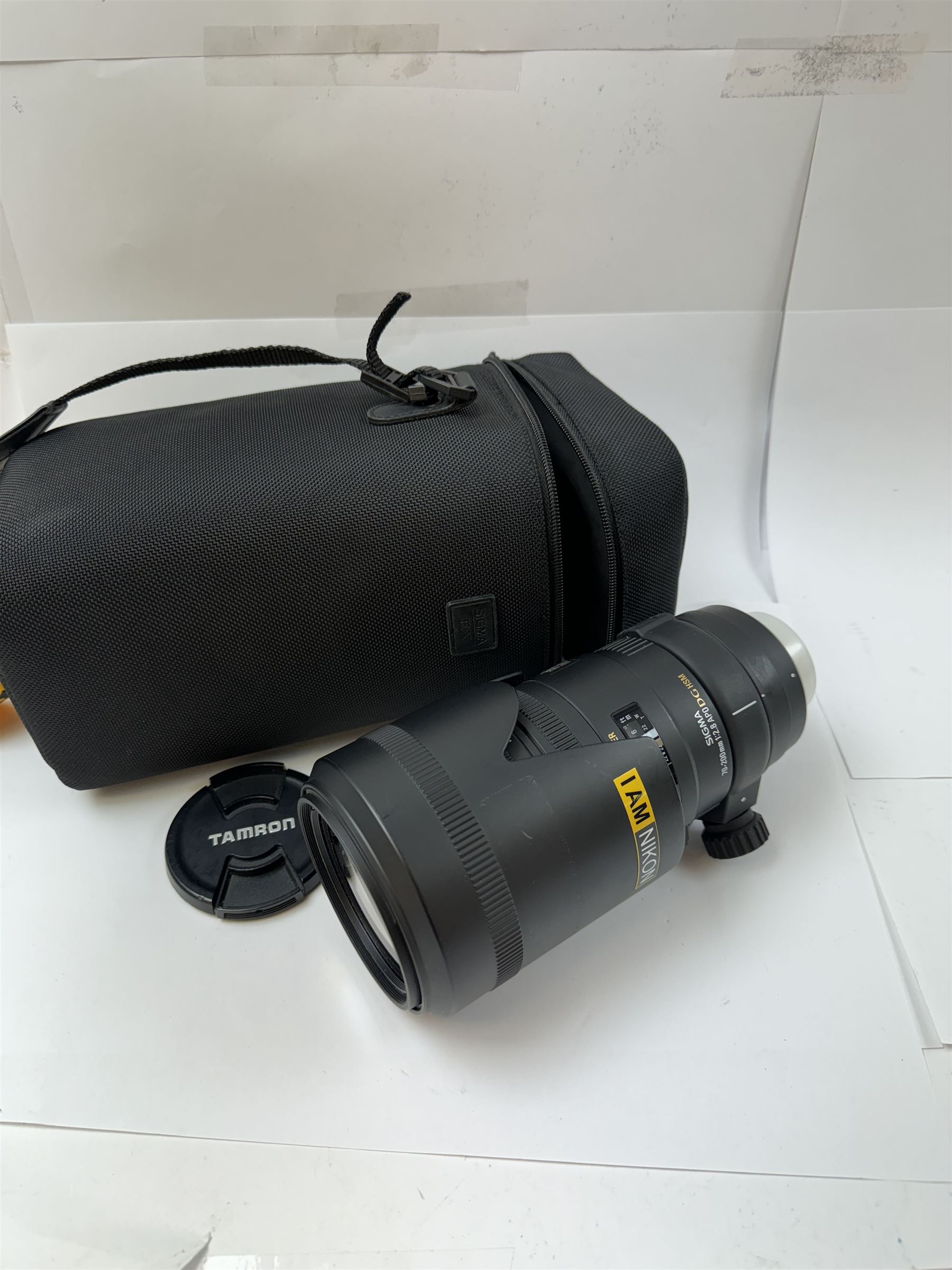 Sigma DG for Nikon 70-200mm 1:3.8 APO HSM optical stabiliser lens serial no. 14440796 with Nikon hood, in Sigma case with Nikon strap