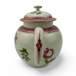 18th century Worcester porcelain teapot, of globular form hand painted  in polychrome enamels with floral bouquets and sprig within pink scale borders, H18cm