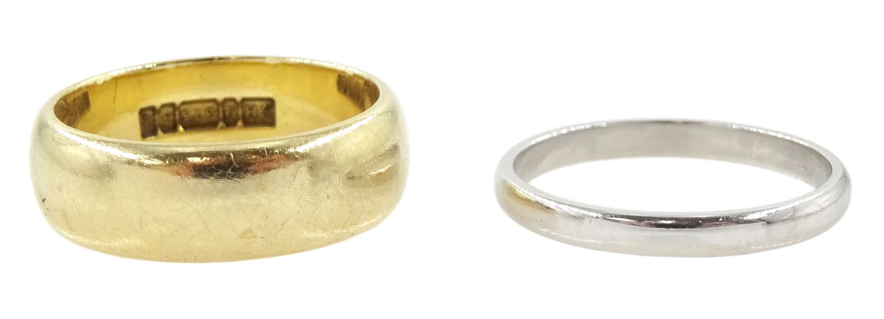 9ct gold wedding band and a platinum wedding band, both hallmarked