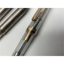 Cross sterling silver fountain pen, having fluted barrel and cap, stamped 