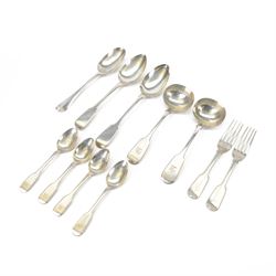 Group of silver cutlery, including pair of Victorian silver Fiddle pattern sauce ladles, w...