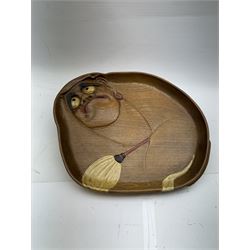 Japanese wooden tray with immortal carved to the inside, L39cm