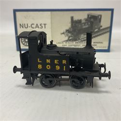 Nu-Cast ‘00’ gauge - two kit built steam locomotives comprising NER/ LNER/BR Class Y8 0-4-0T no.8091 in LNER black; LNER Class Y5 (GER 209)/Nielson 12” Mineral 0-4-0 “Coffeepot” Saddle Tank in LNER black; both with original boxes (2) 