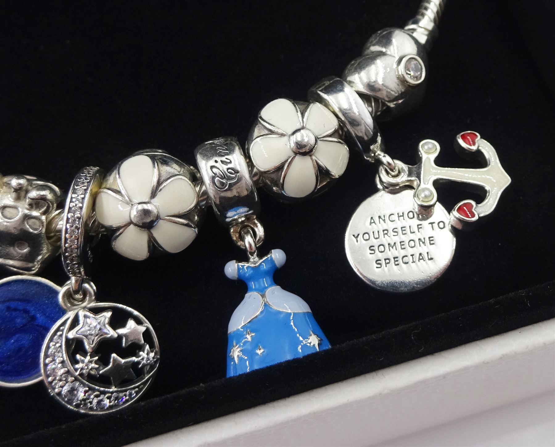Disney 100th Anniversary Cinderella's Enchanted Carriage Lab-grown Dia –  Monica Jewelers