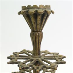 Victorian brass two tier cotton reel stand, with vacant finial of fluted form, on a acanthus cast base with four lion paw supports, H24cm 