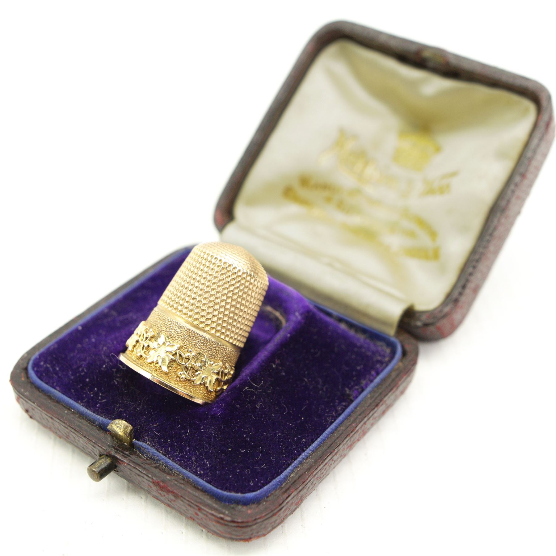 Edwardian 9ct gold thimble by James Fenton, Birmingham 1903, in fitted velvet and silk lined case by Mappin & Webb