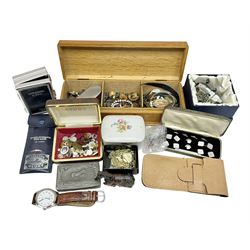 Silver brooch and a collection of costume jewellery, together with ceramic trinket box, foldable photograph frame and other collectables