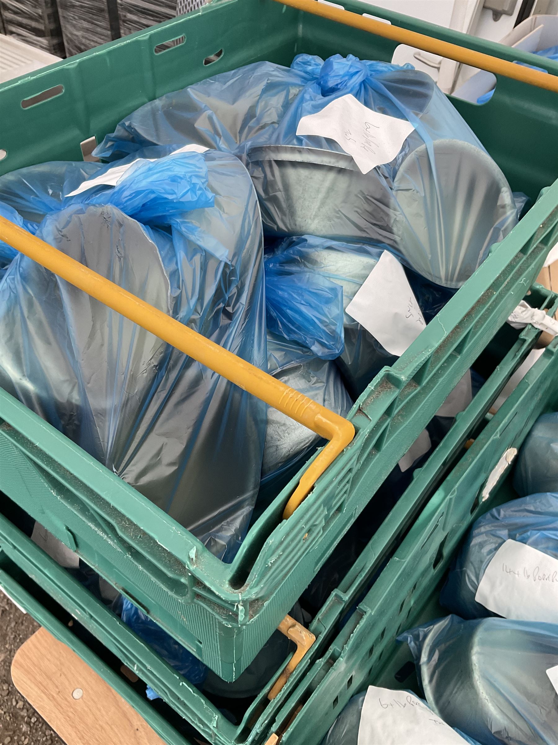 1lb 4.5 Inch pork pie die, base maker, lidder and 149 pie tins - THIS LOT IS TO BE COLLECTED BY APPOINTMENT FROM DUGGLEBY STORAGE, GREAT HILL, EASTFIELD, SCARBOROUGH, YO11 3TX