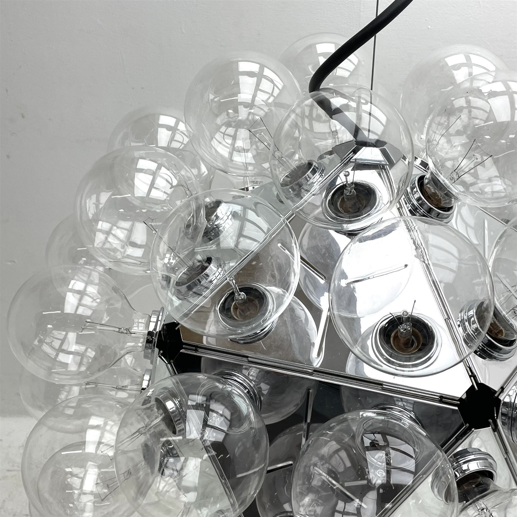 Achille Castiglioni for FLOS - 'Taraxacum 88 Suspension 1' polished aluminium suspension ceiling lamp housing sixty light bulbs