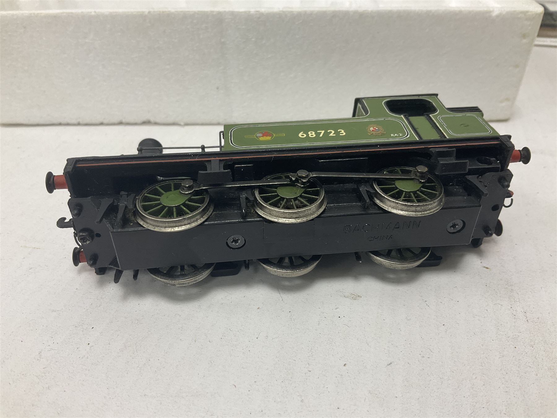 Bachmann ‘00’ gauge - 31502 J72 Class 0-6-0T locomotive no.68660 in BR black; 31056 J72 Class 0-6-0T locomotive no.68723 in BR green; 31454 Ivatt Class 2-6-2T locomotive no.41286 in BR black; 31602 Gresley V1/3 Class 2-6-2T locomotive no.67664 in BR black (4) 