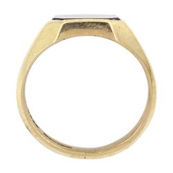 9ct gold single stone black onyx signet ring, hallmarked