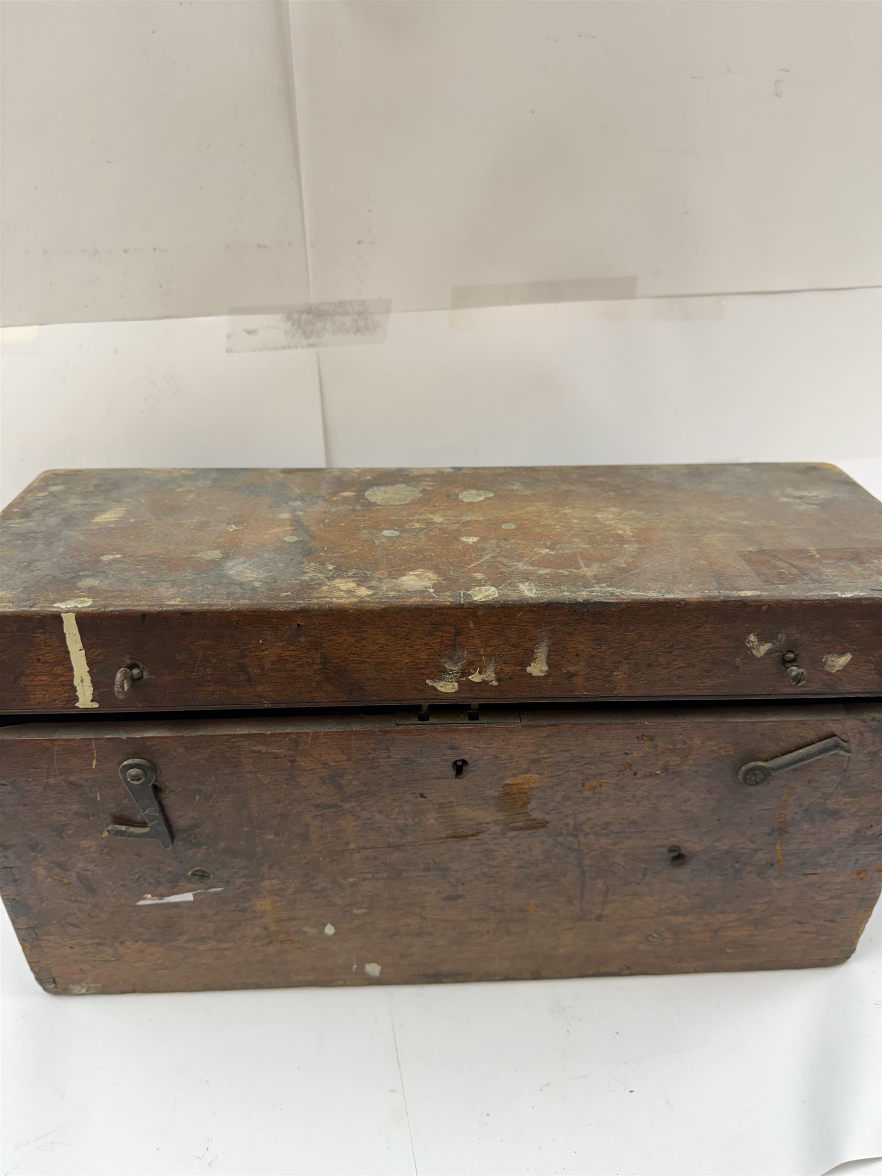 19th century mahogany surveyors compass, with silvered dial, upon a mahogany tripod, together with a surveyors dumpy level, in fitted mahogany box, compass on tripod H110cm