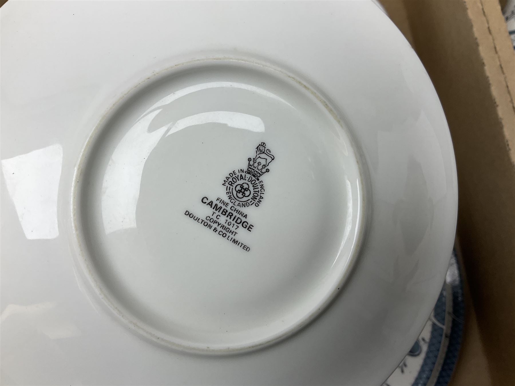 Royal Doulton Cambridge pattern tea and dinner wares, including teapot, jug, dinner plates, cups, etc with printed mark beneath 