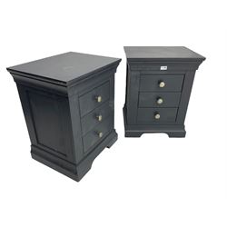 Cotswold - pair of anthracite grey painted three bedside chests, fitted with three drawers